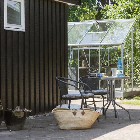 Nice Home In Grenaa With Wifi Casa de Férias Grenå